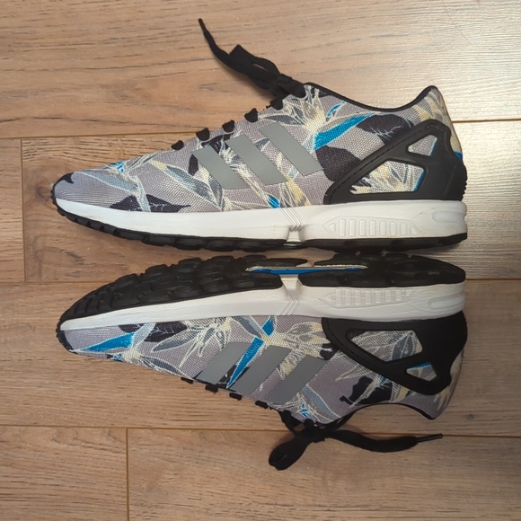 Men's size 11 Adidas Flux floral pattern - Picture 6 of 7